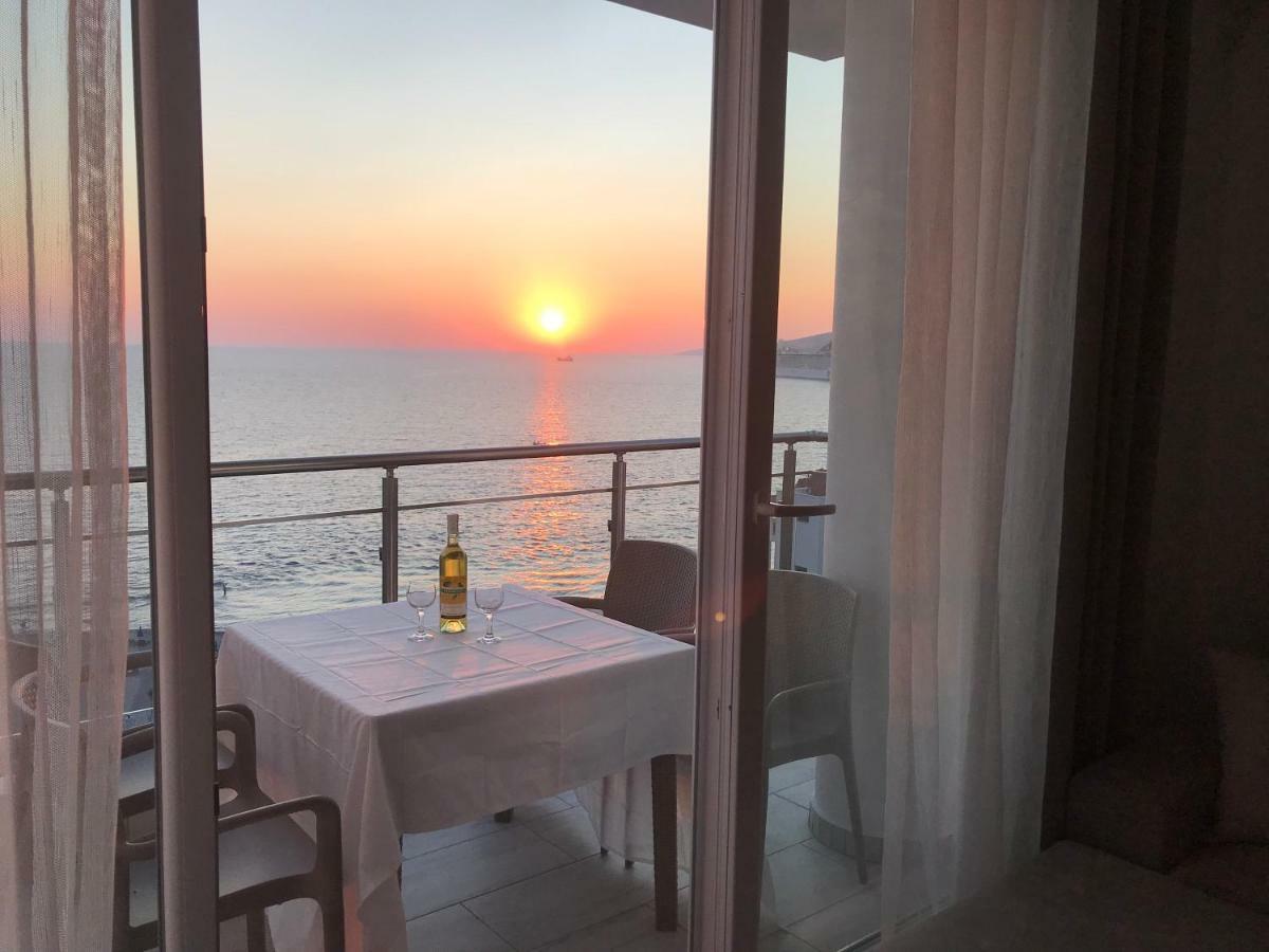 Sunset Apartment Sarandë Exterior foto